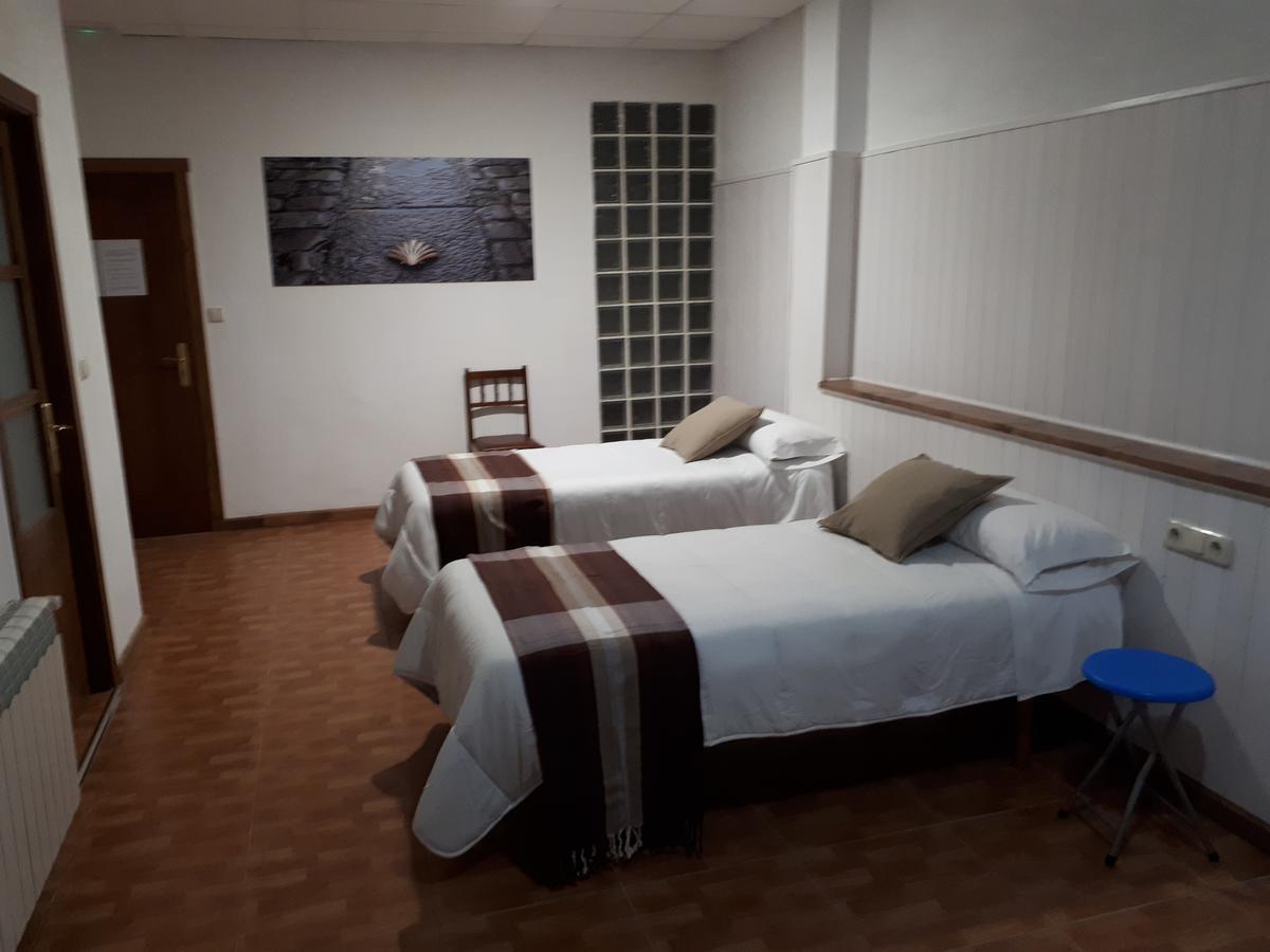 Pension Vilanova Sigueiro Exterior foto